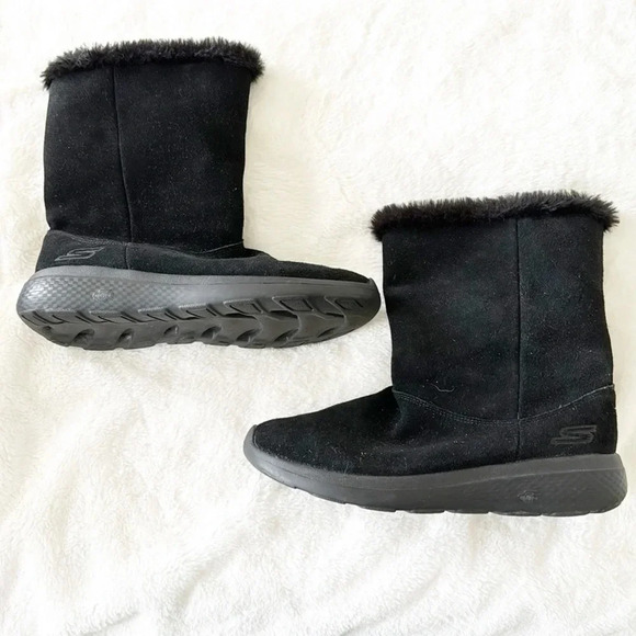 Skechers black goga mat boots with fur lining size 7.5 - Picture 3 of 8